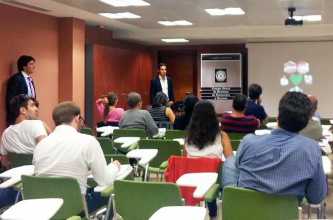 On September 23, Dr. Simon Pardiñas taught a course of Predictable Implantology in Abanca Foundation in Vigo 