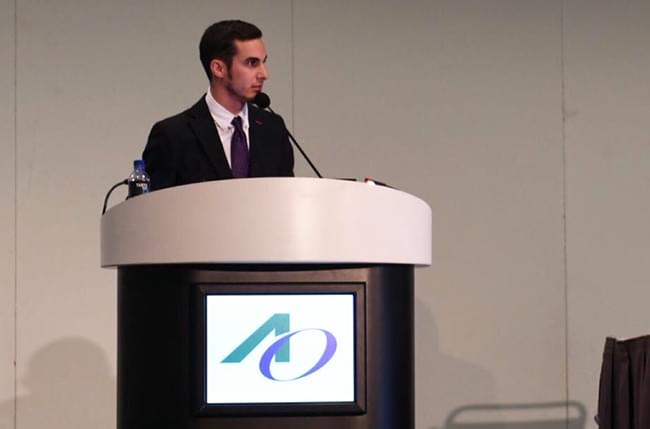 Dr. Simón Pardiñas López attends the annual meeting of the Osseointegration Academy (AO) in Los Angeles and joins the Young Clinical Committee (YCC)